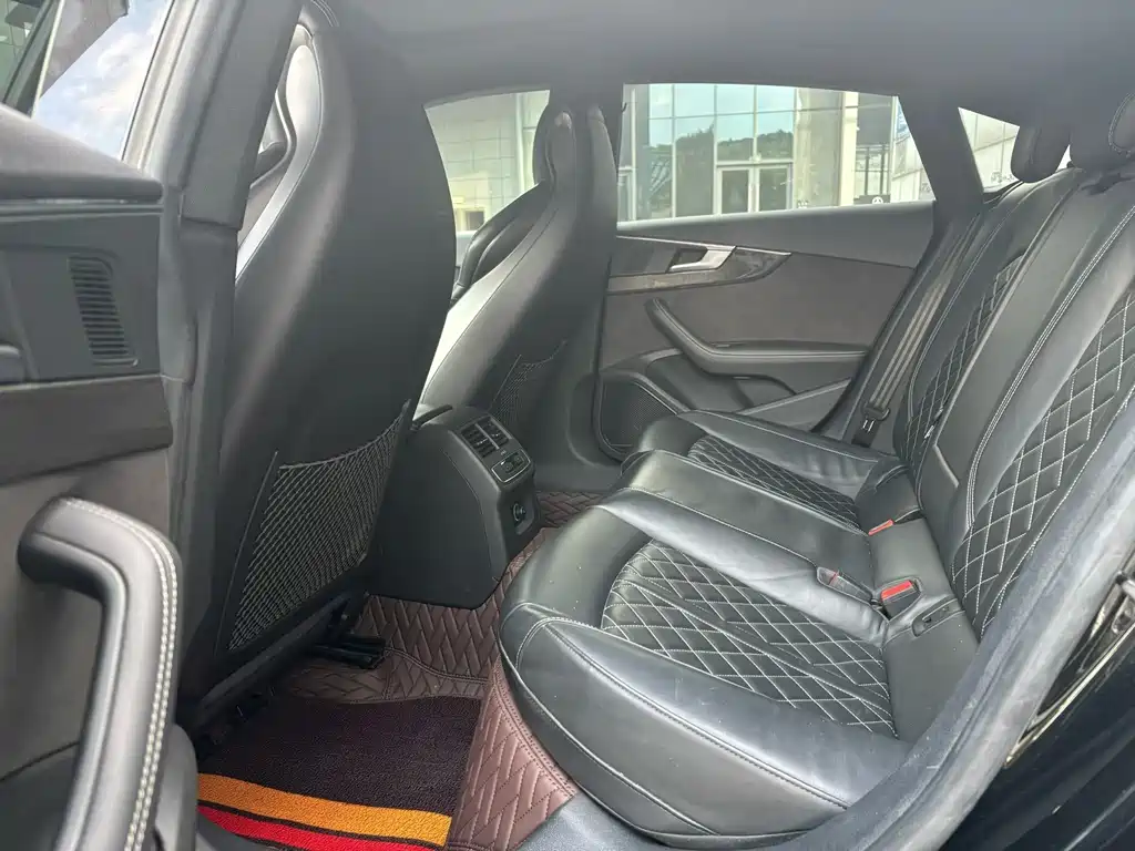 Audi S5 — миниатюра 5