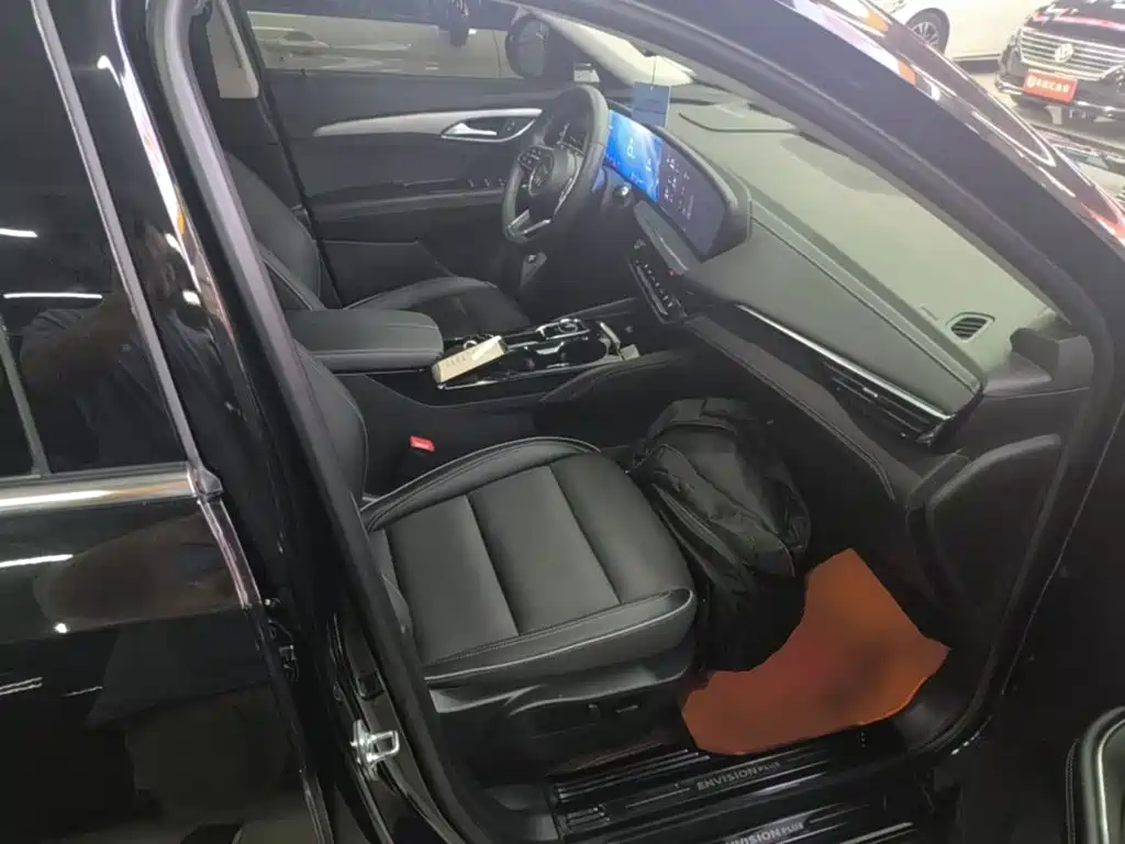 Buick Envision Plus — миниатюра 25