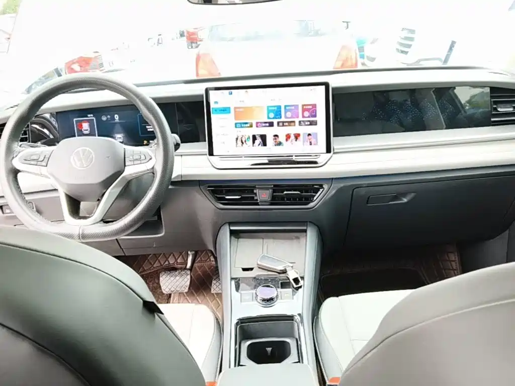 Volkswagen Tayron 2025 L 330TSI Elite