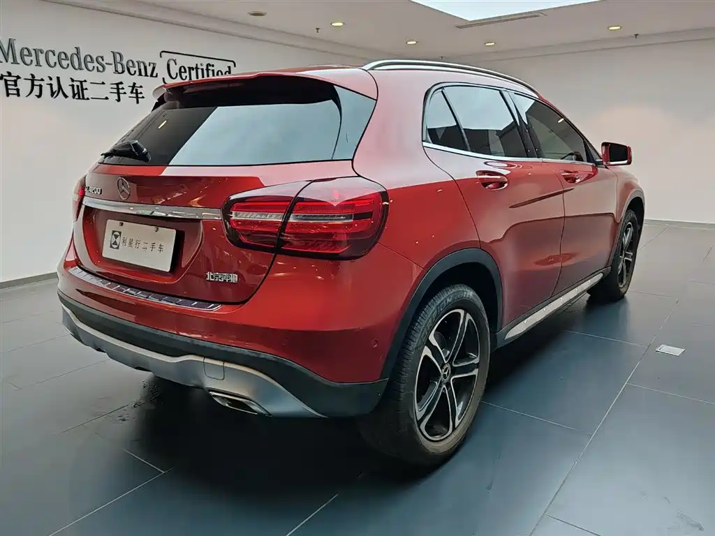 Mercedes-Benz GLA 2019 GLA 200 Fashion