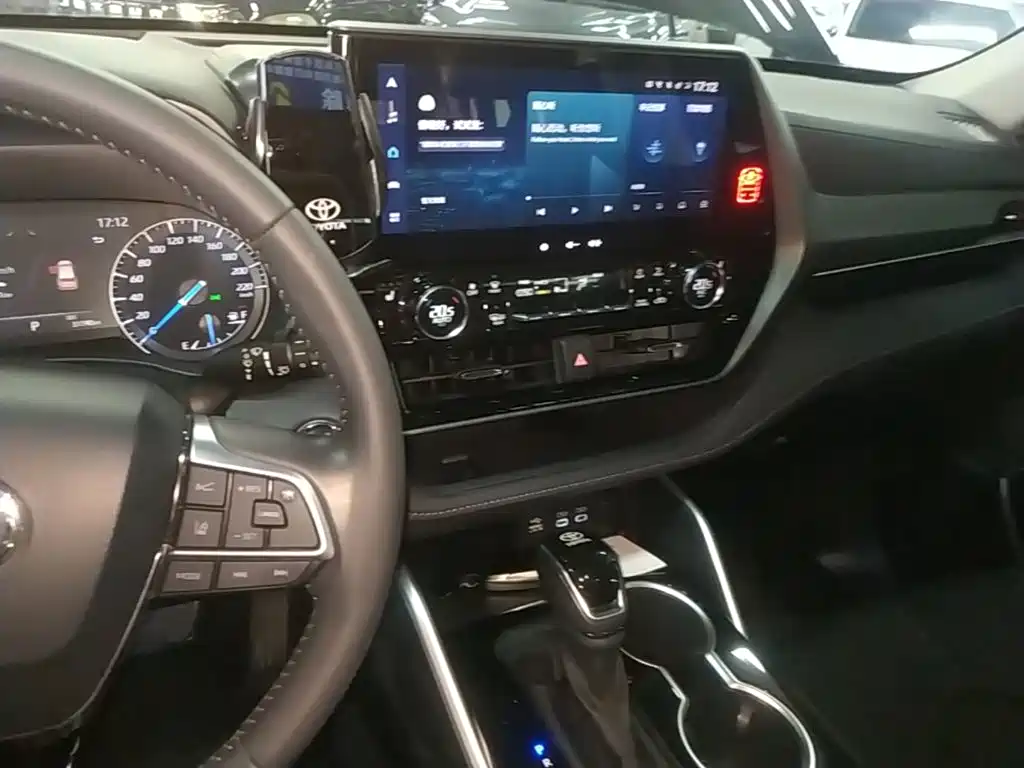 Toyota Highlander — миниатюра 13