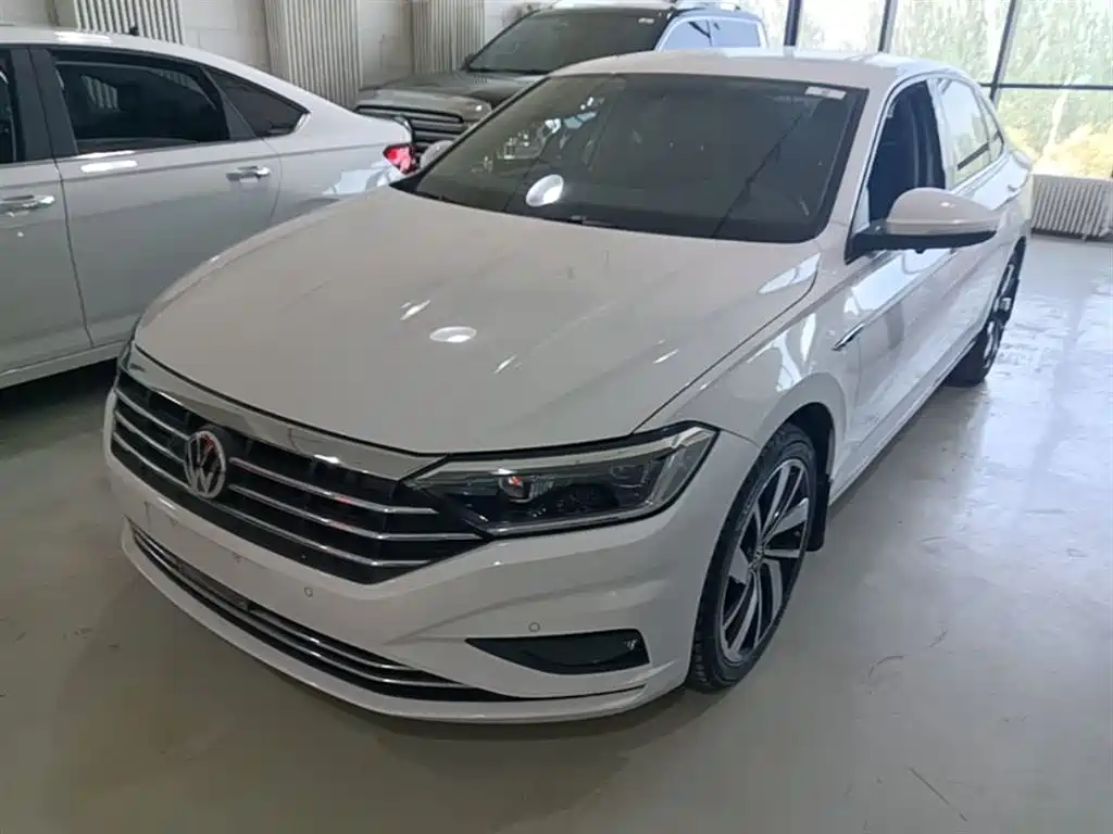 Volkswagen Sagitar 2022