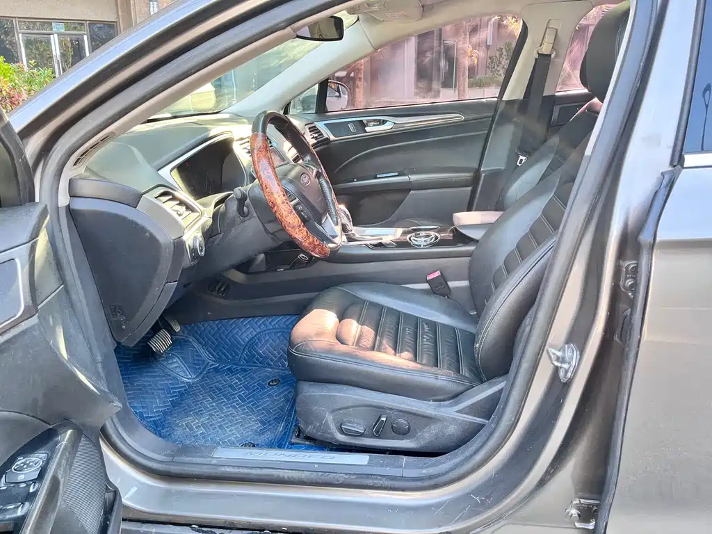 Ford Mondeo — миниатюра 4