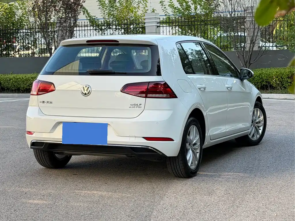 Volkswagen Golf — миниатюра 15