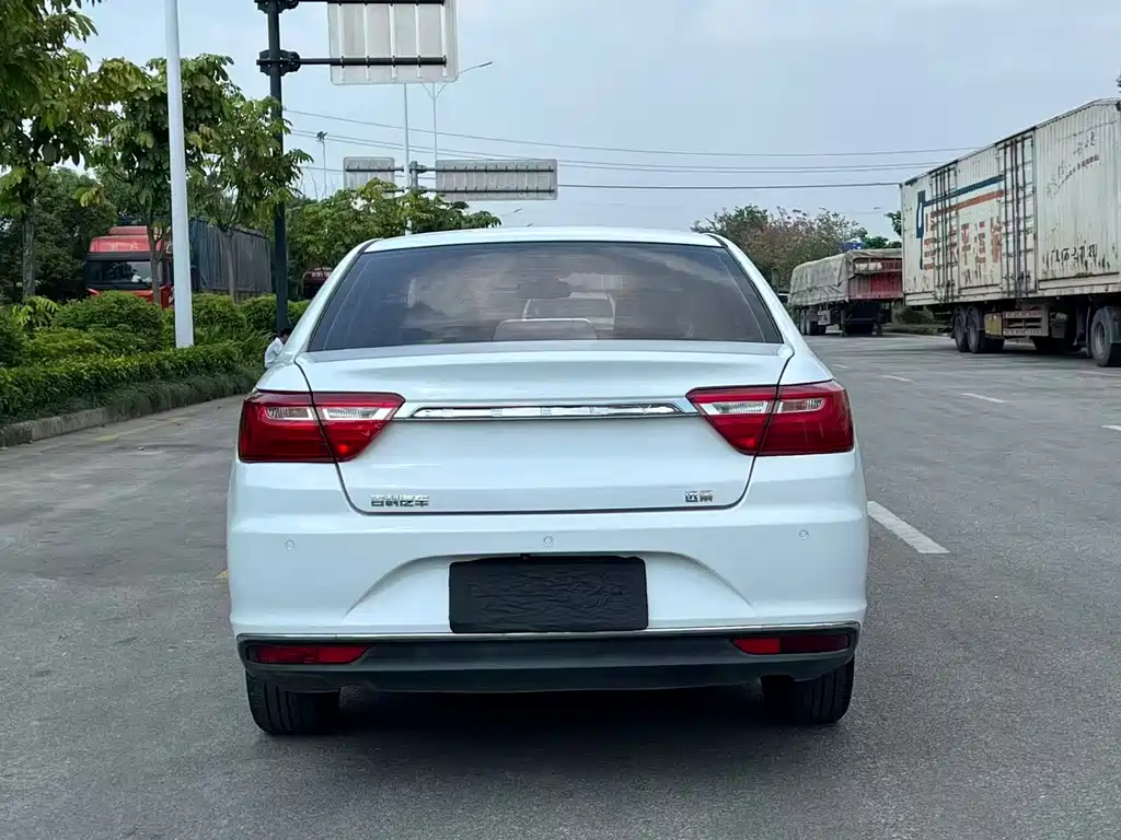 Geely Vision — миниатюра 5