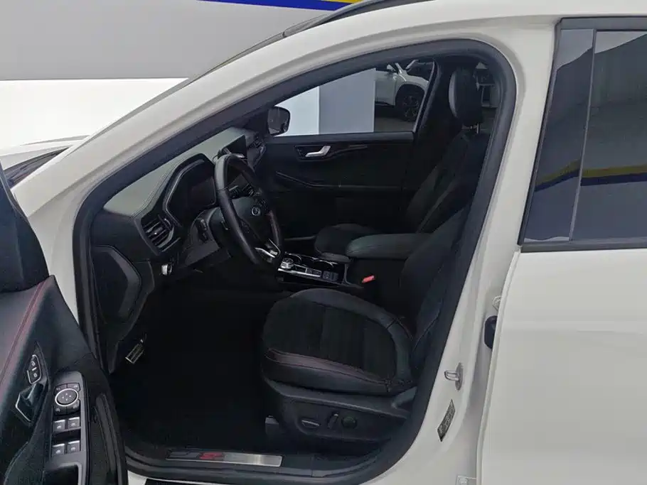 Ford Escape — миниатюра 9