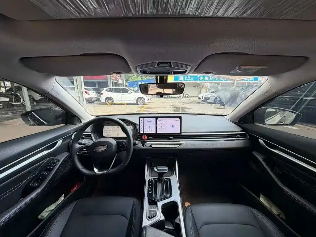 Geely Emgrand — миниатюра 5