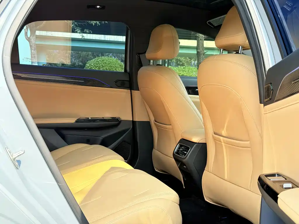 GEELY GALAXY GALAXY L6