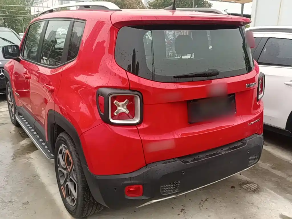 Jeep Renegade — миниатюра 5