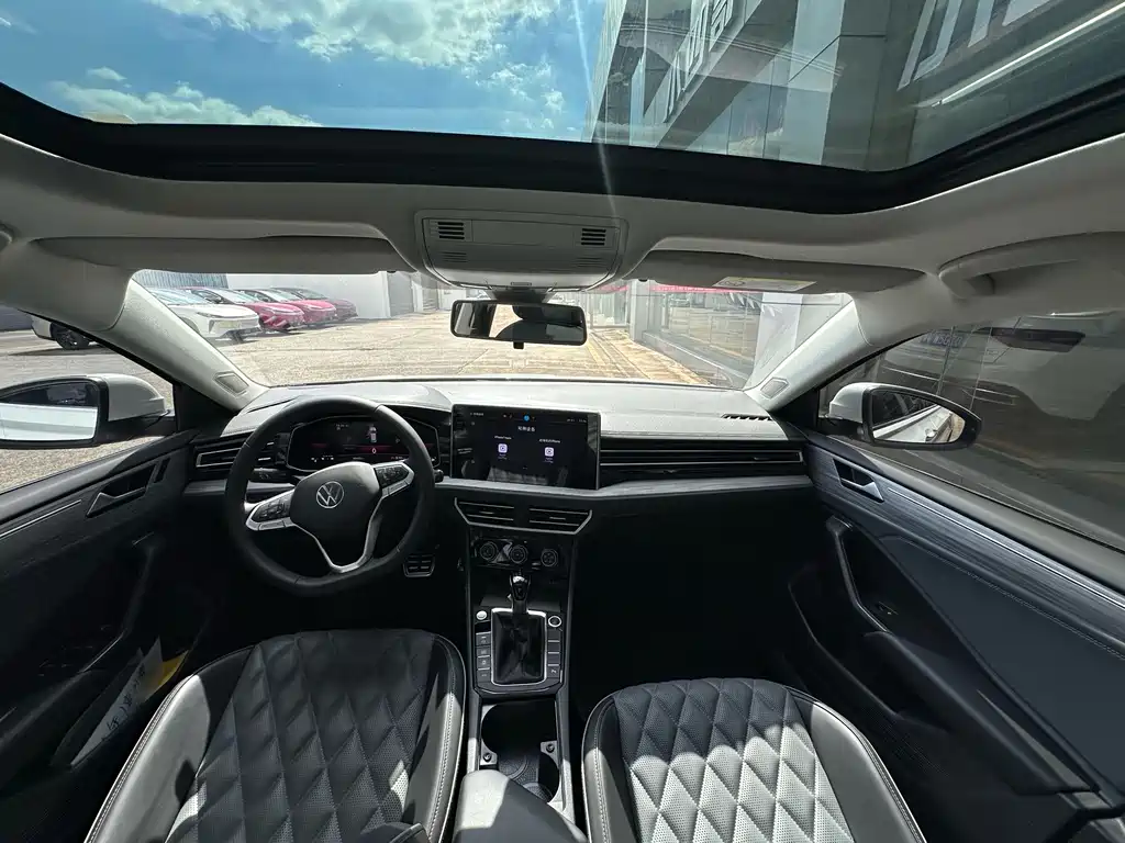 Volkswagen Sagitar — миниатюра 9