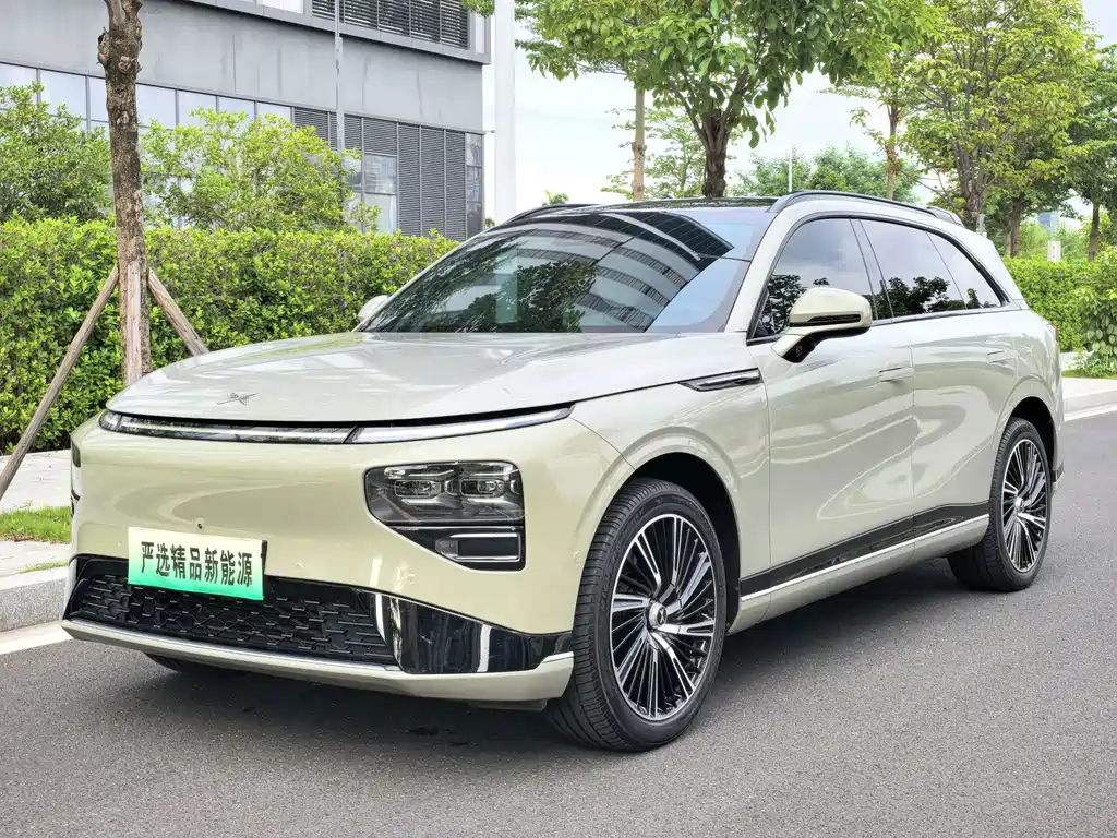 XPeng G9