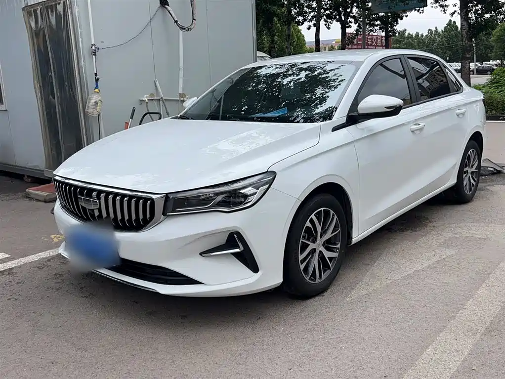 Geely Emgrand 2025