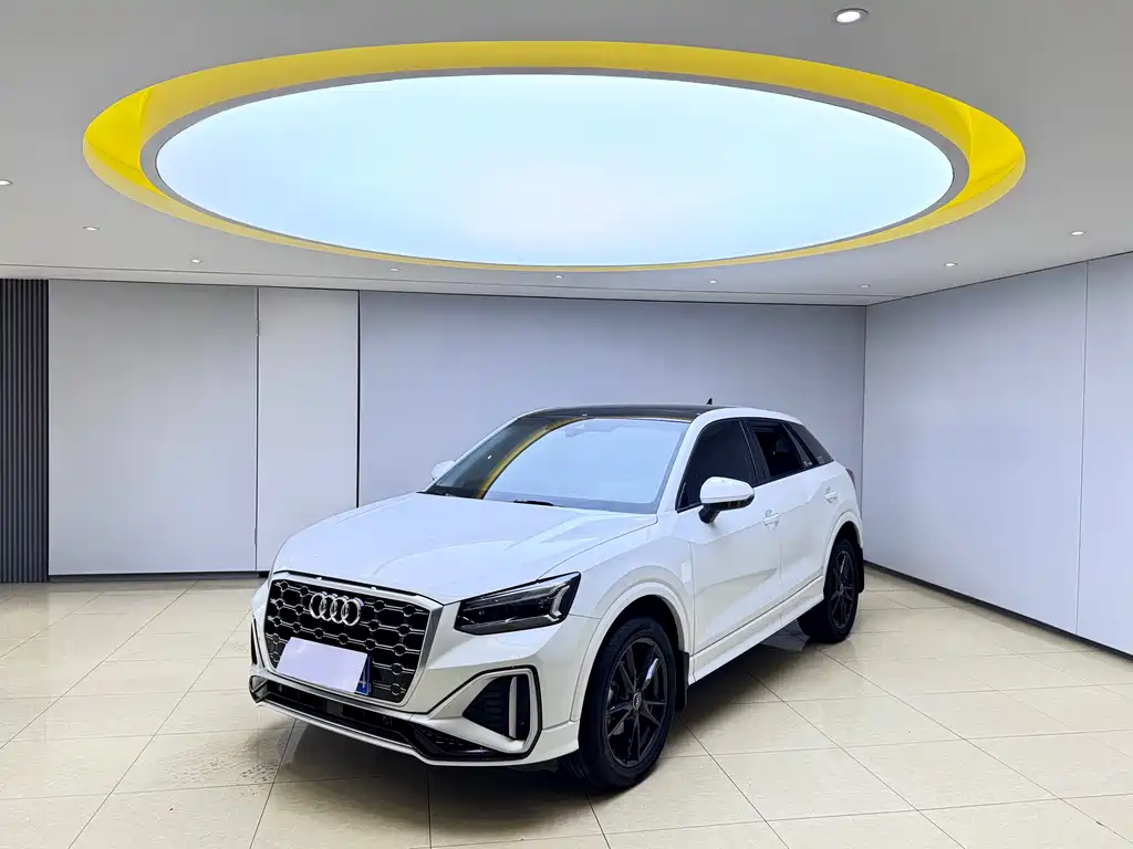 Audi Q2L 2022