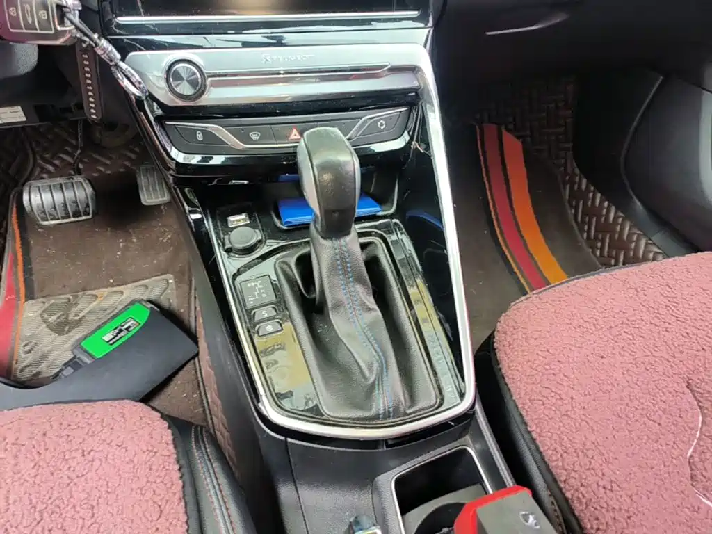 Peugeot 308 — миниатюра 14