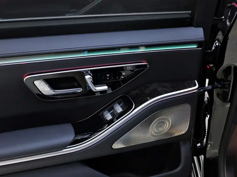 Mercedes-Benz S-Class — миниатюра 38