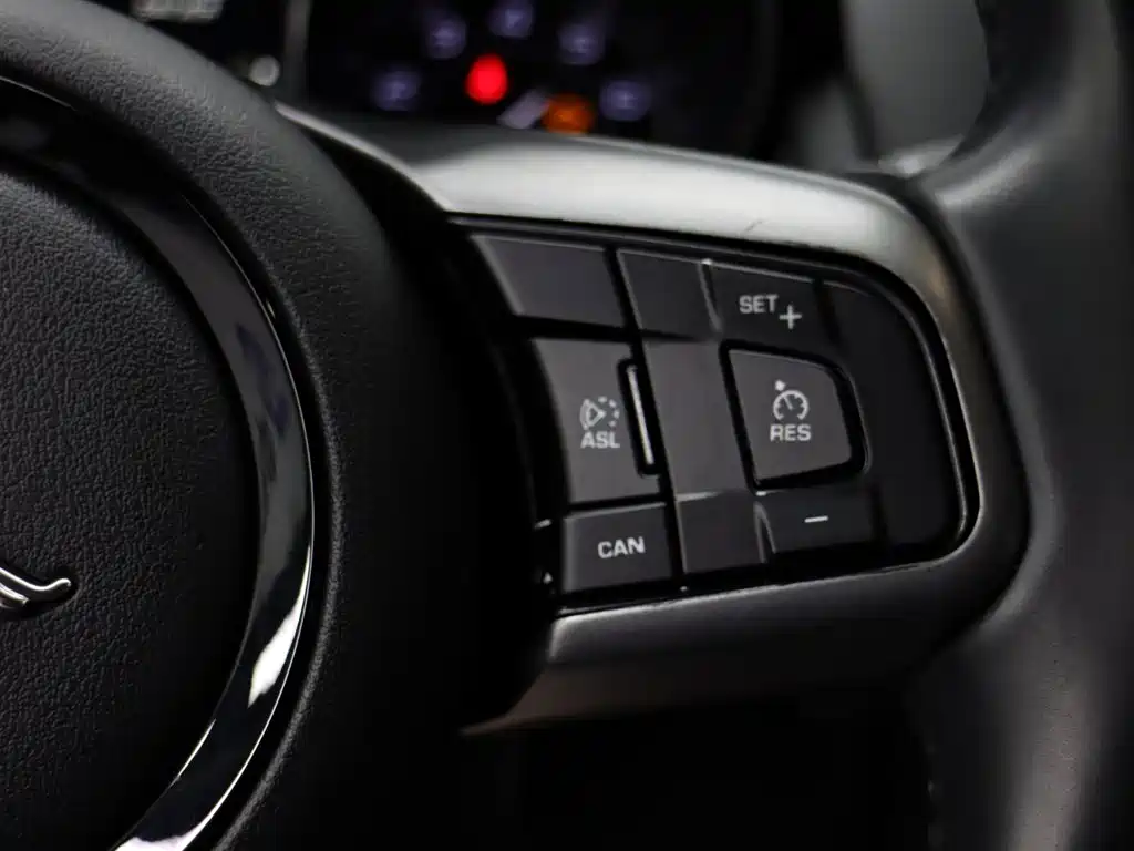 Jaguar F-TYPE — миниатюра 20