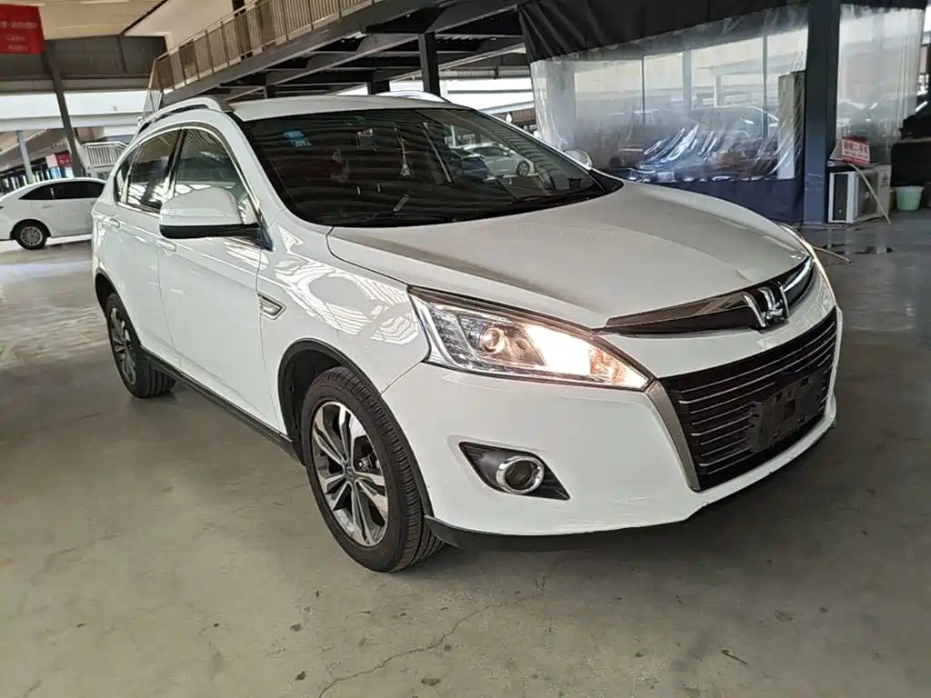 Luxgen U6 — миниатюра 4