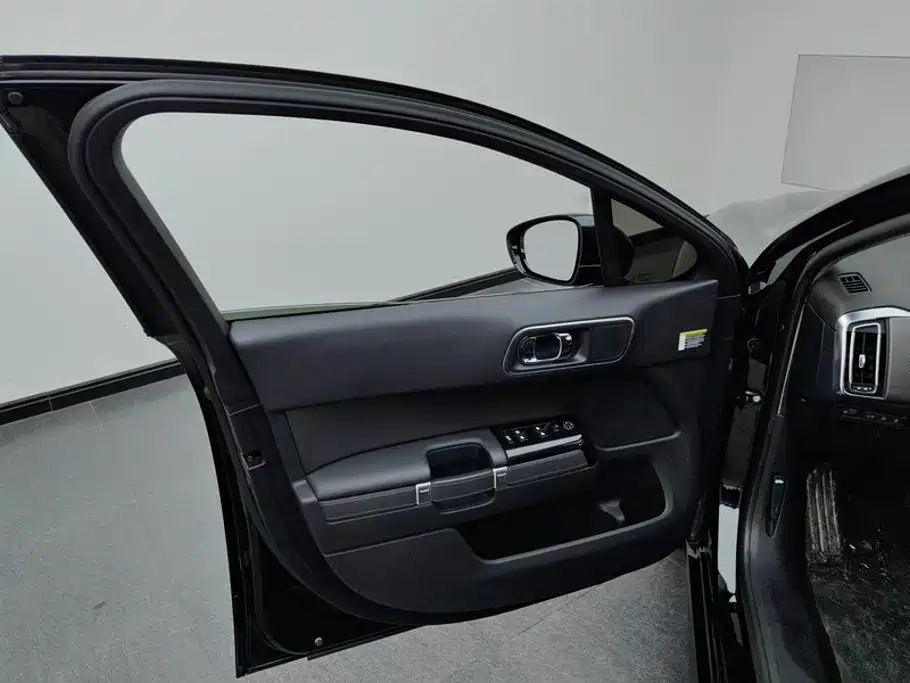Citroen C6 — миниатюра 7