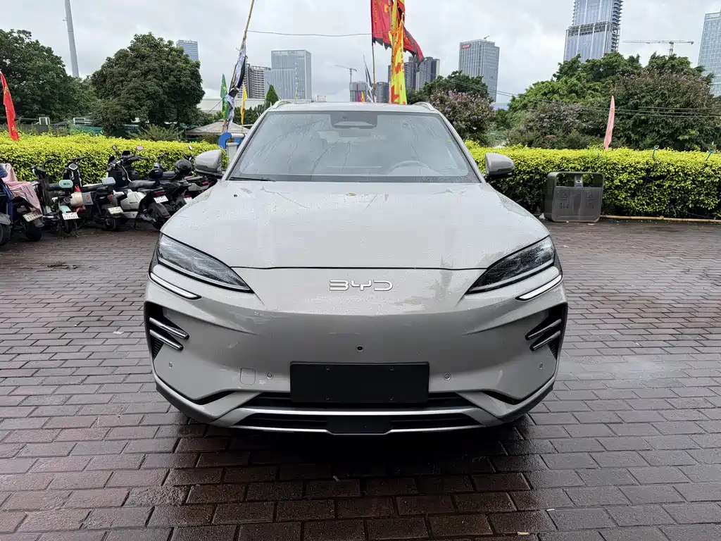 BYD Song Plus PLUS 2025 EV Smart Drive 520km Luxury