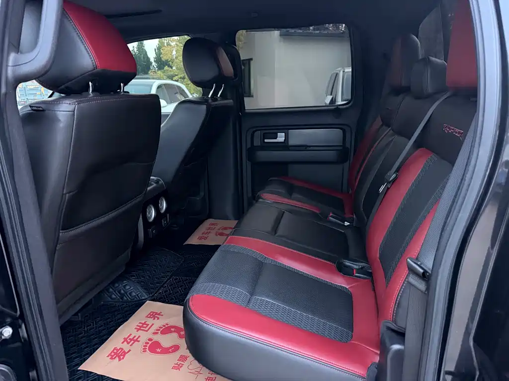 Ford F-150 Raptor — миниатюра 8