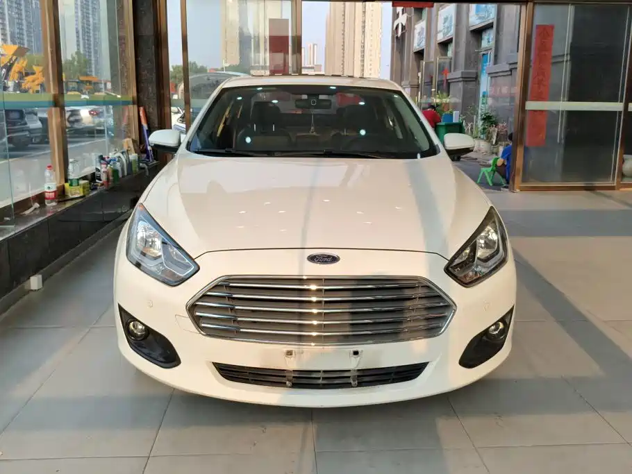 Ford Escort — миниатюра 2