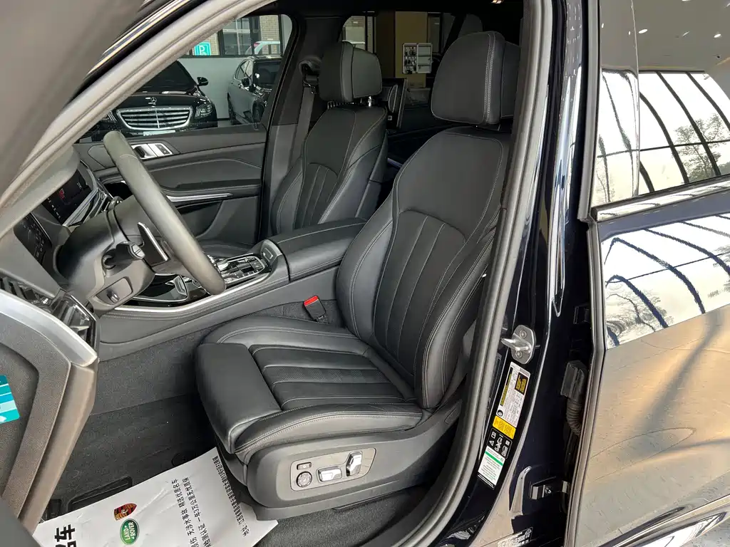 BMW X5 (Import) — миниатюра 8