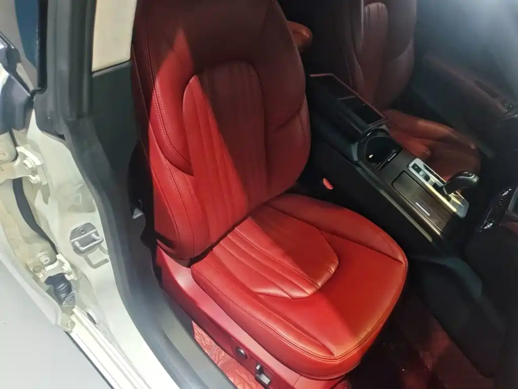 Maserati Ghibli — миниатюра 25