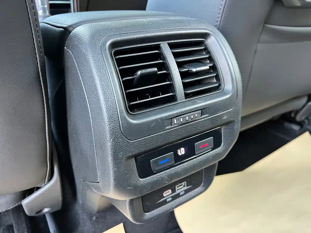 Volkswagen Touran — миниатюра 5