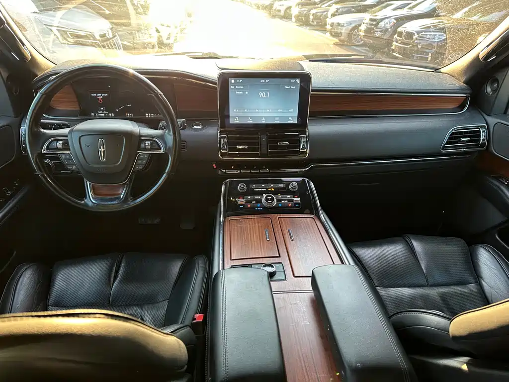 Lincoln Navigator — миниатюра 14