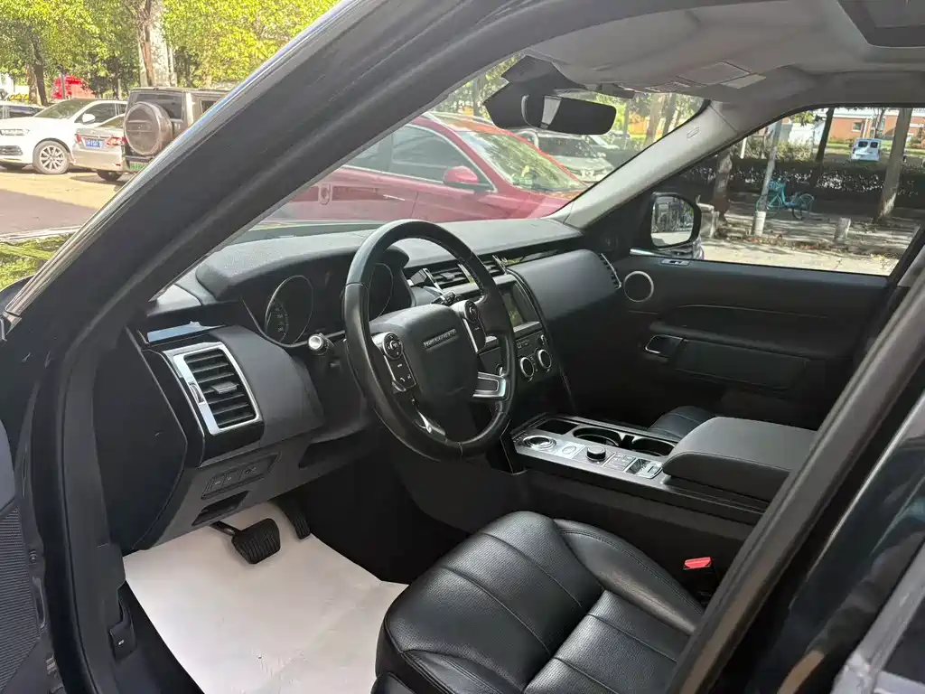Land Rover Discovery — миниатюра 2