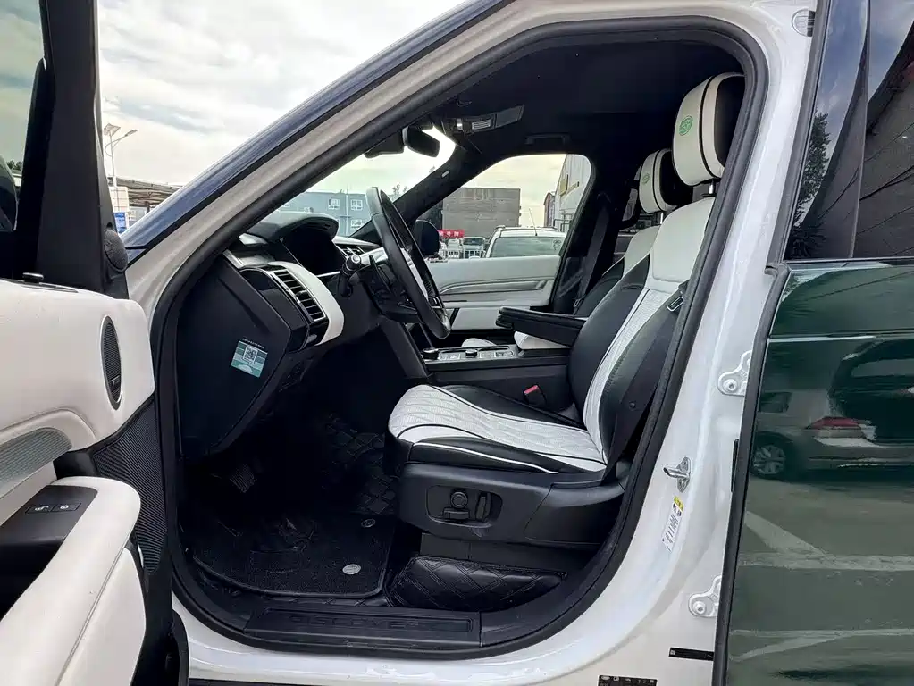 Land Rover Discovery 2020 3.0 SC V6 30