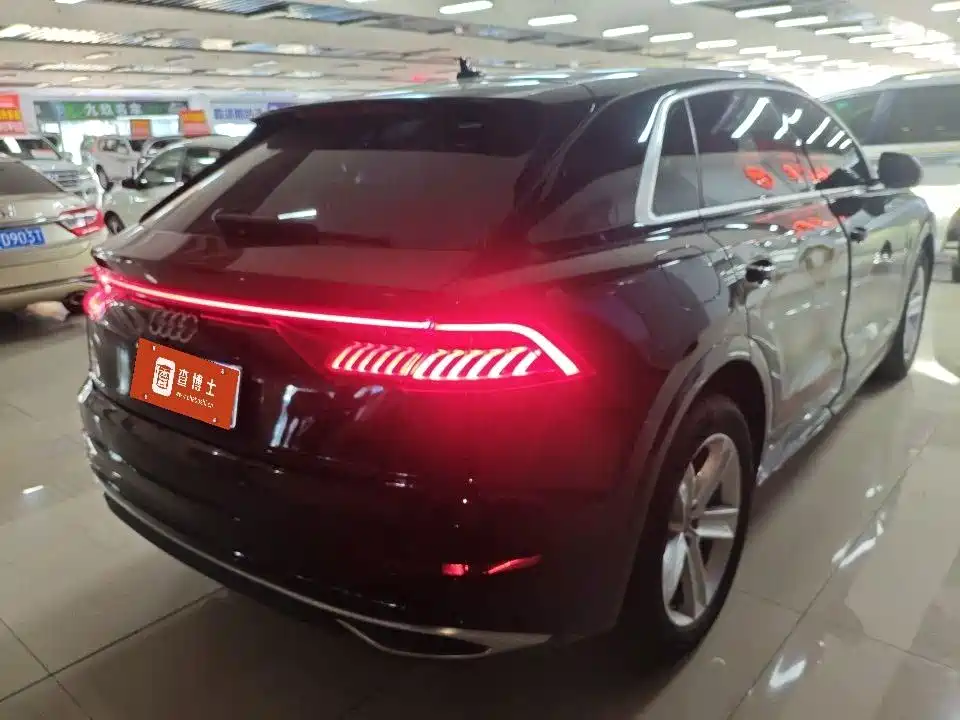 Audi Q8 — миниатюра 6