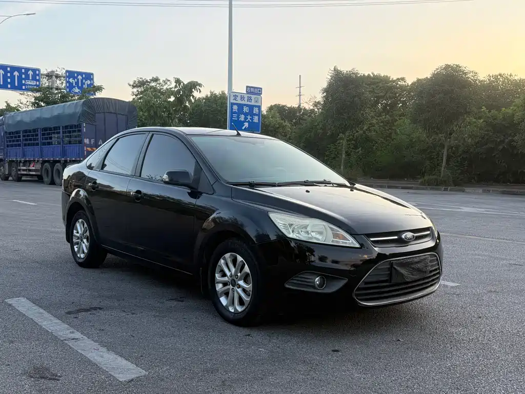 Ford Focus — миниатюра 3