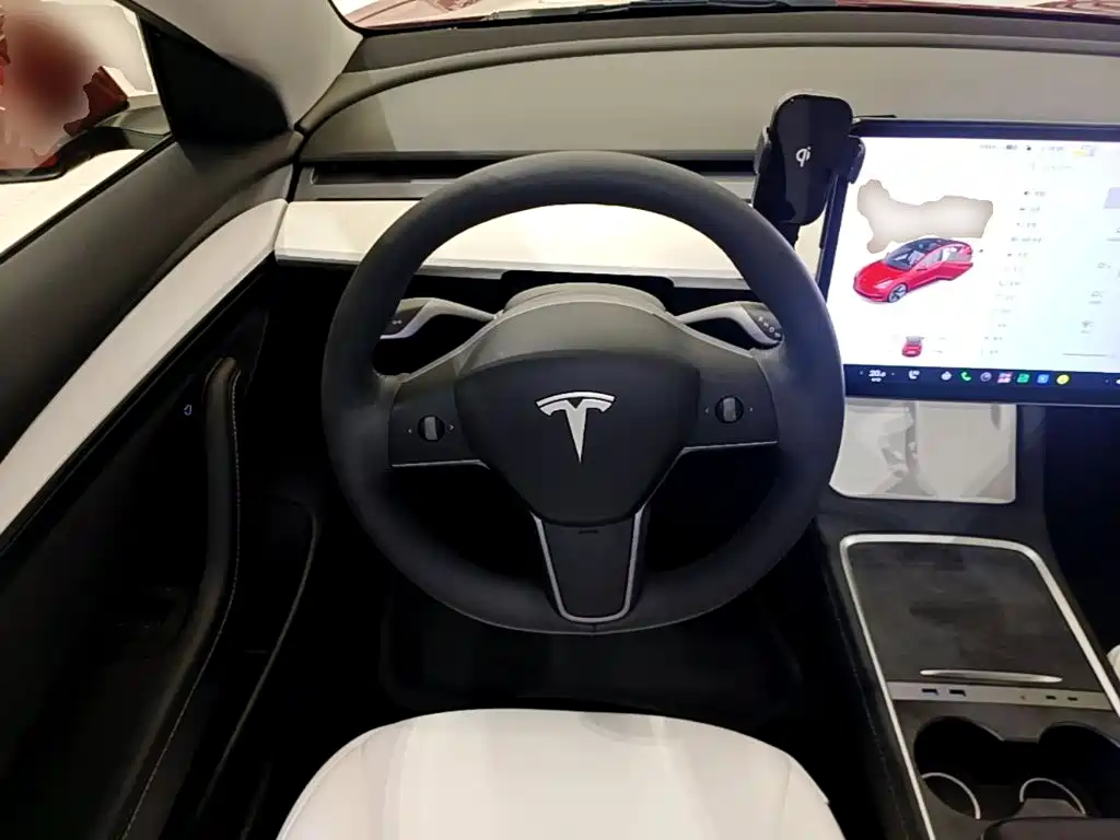 Tesla Model 3 — миниатюра 11