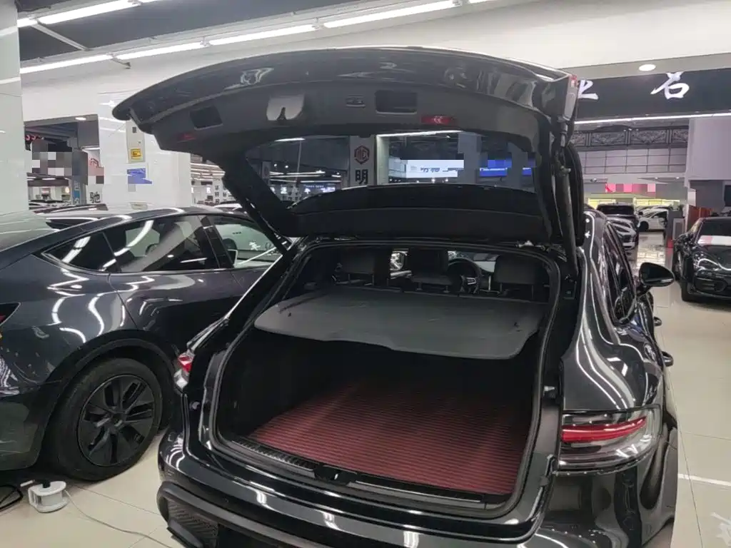 Porsche Macan — миниатюра 19
