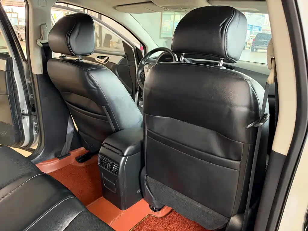 Nissan Sylphy — миниатюра 31