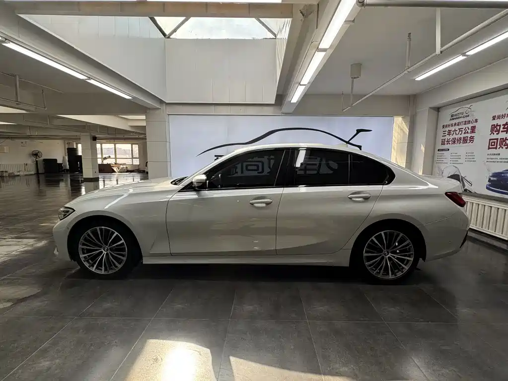 BMW 3 Series — миниатюра 4