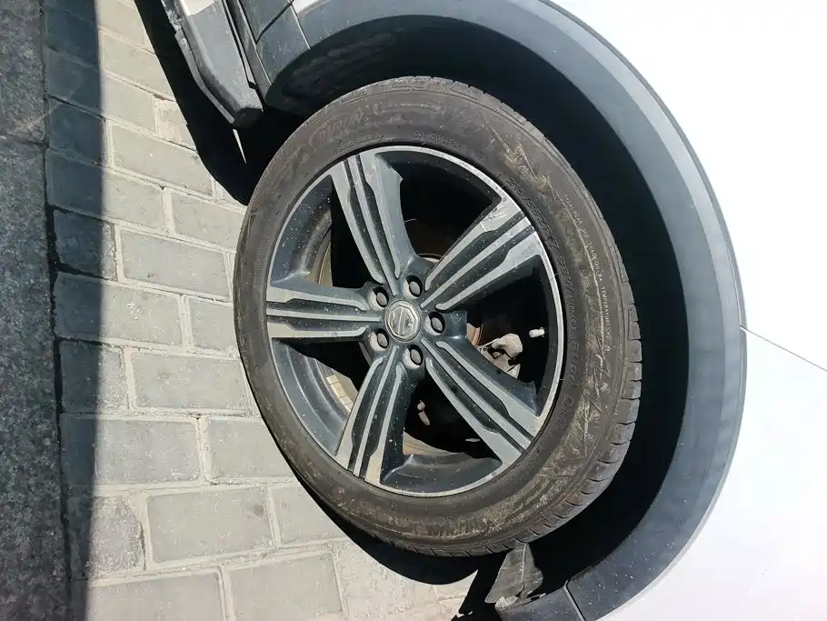 MG ZS — миниатюра 6