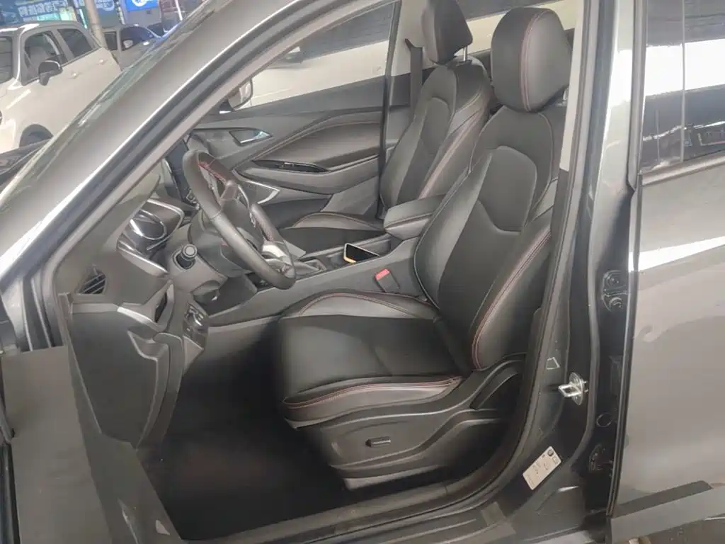 Chevrolet Volando — миниатюра 15