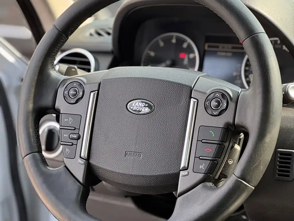 Land Rover Discovery — миниатюра 15