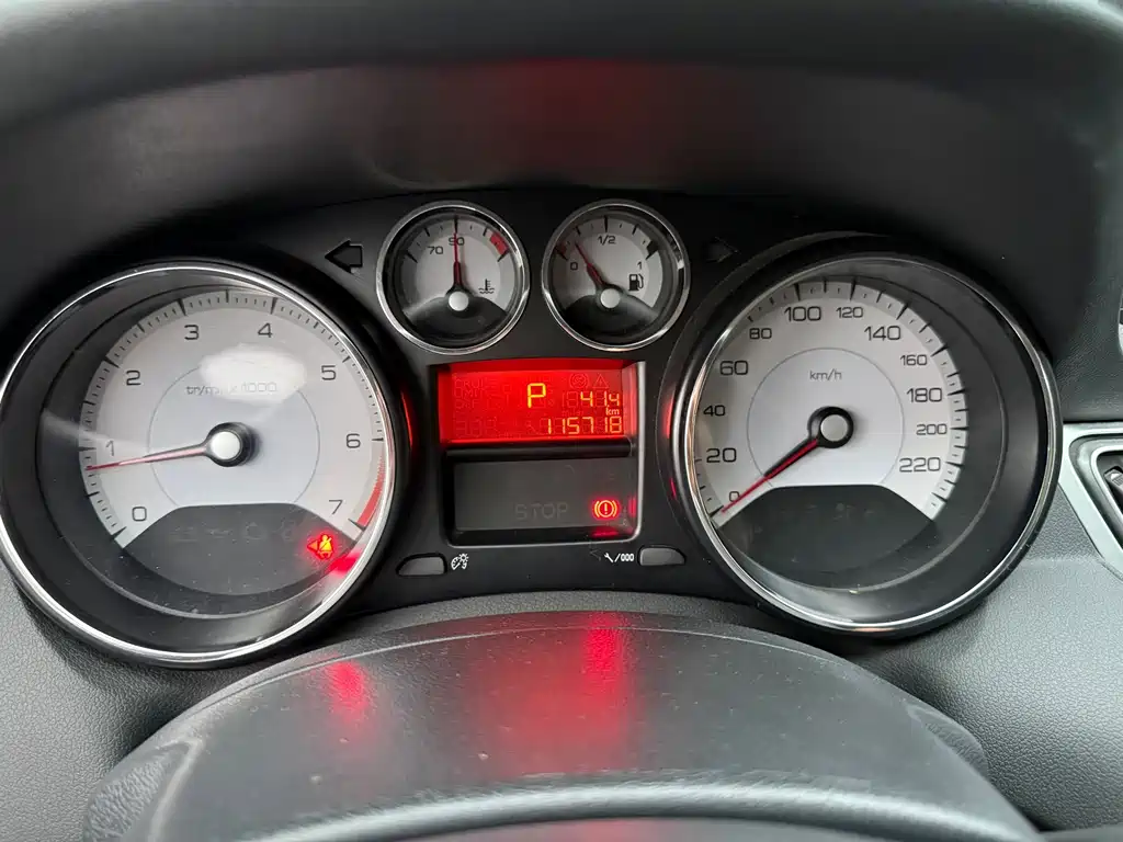 Peugeot 308 — миниатюра 14