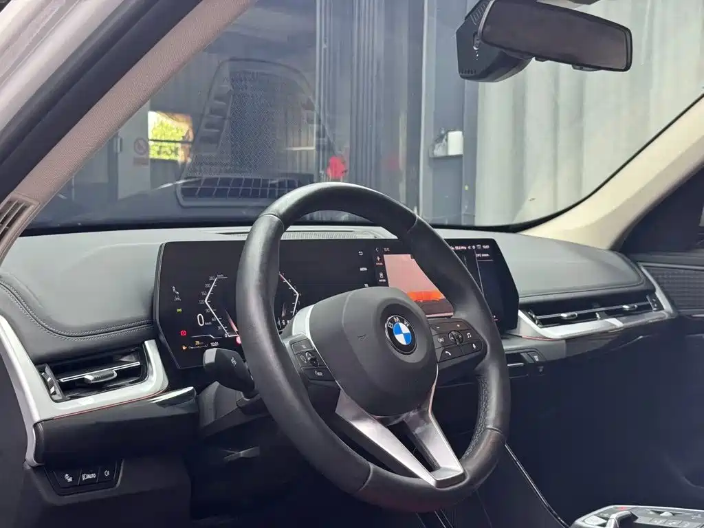 BMW X1 — миниатюра 5