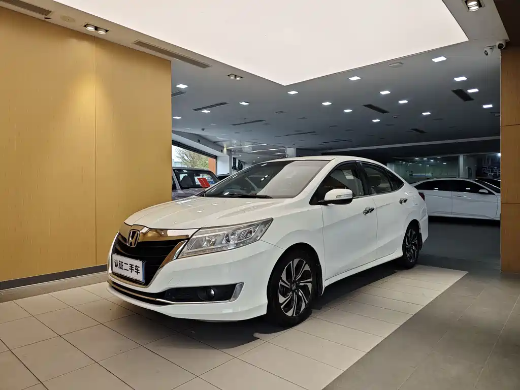 Honda Crider 2016