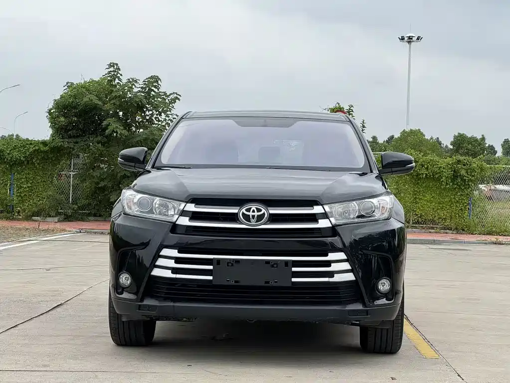Toyota Highlander — миниатюра 3