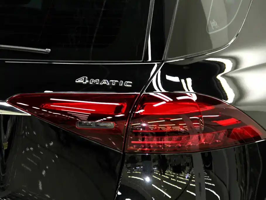 Mercedes-Benz GLE (Import) — миниатюра 29