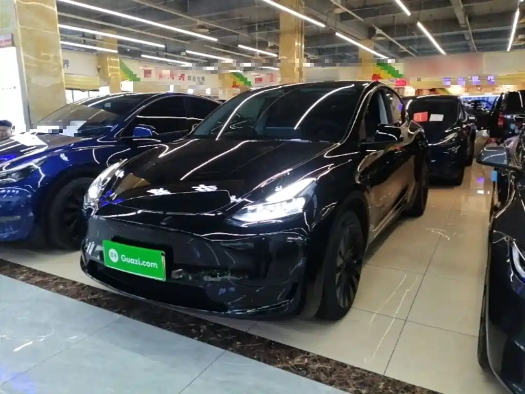 Tesla Model Y 2022