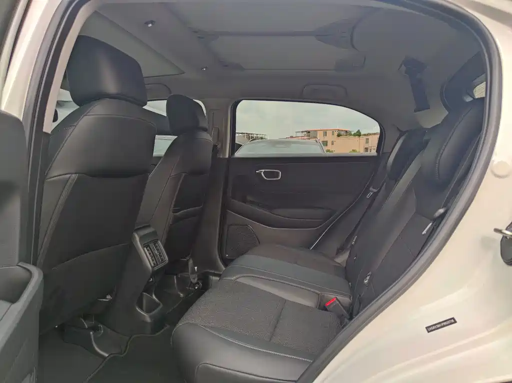 Honda Vezel — миниатюра 9