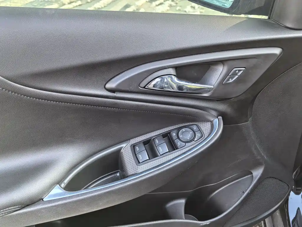 CHEVROLET MAI RUIBAO XL