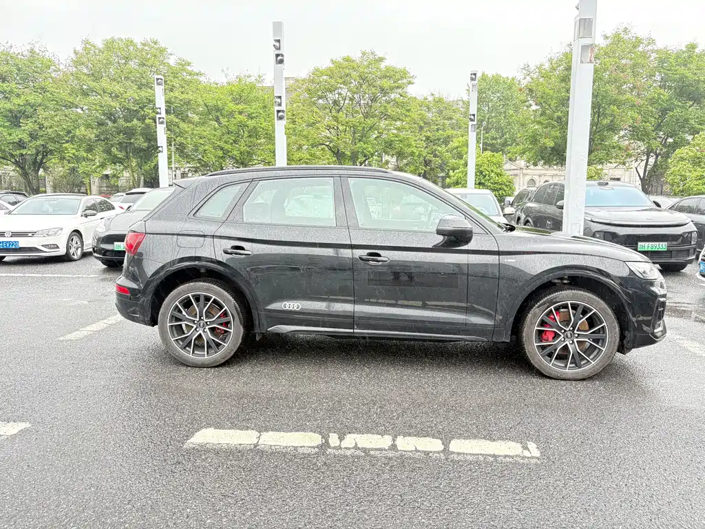 Audi Q5L — миниатюра 4
