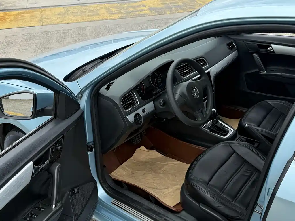 Volkswagen Lavida — миниатюра 8